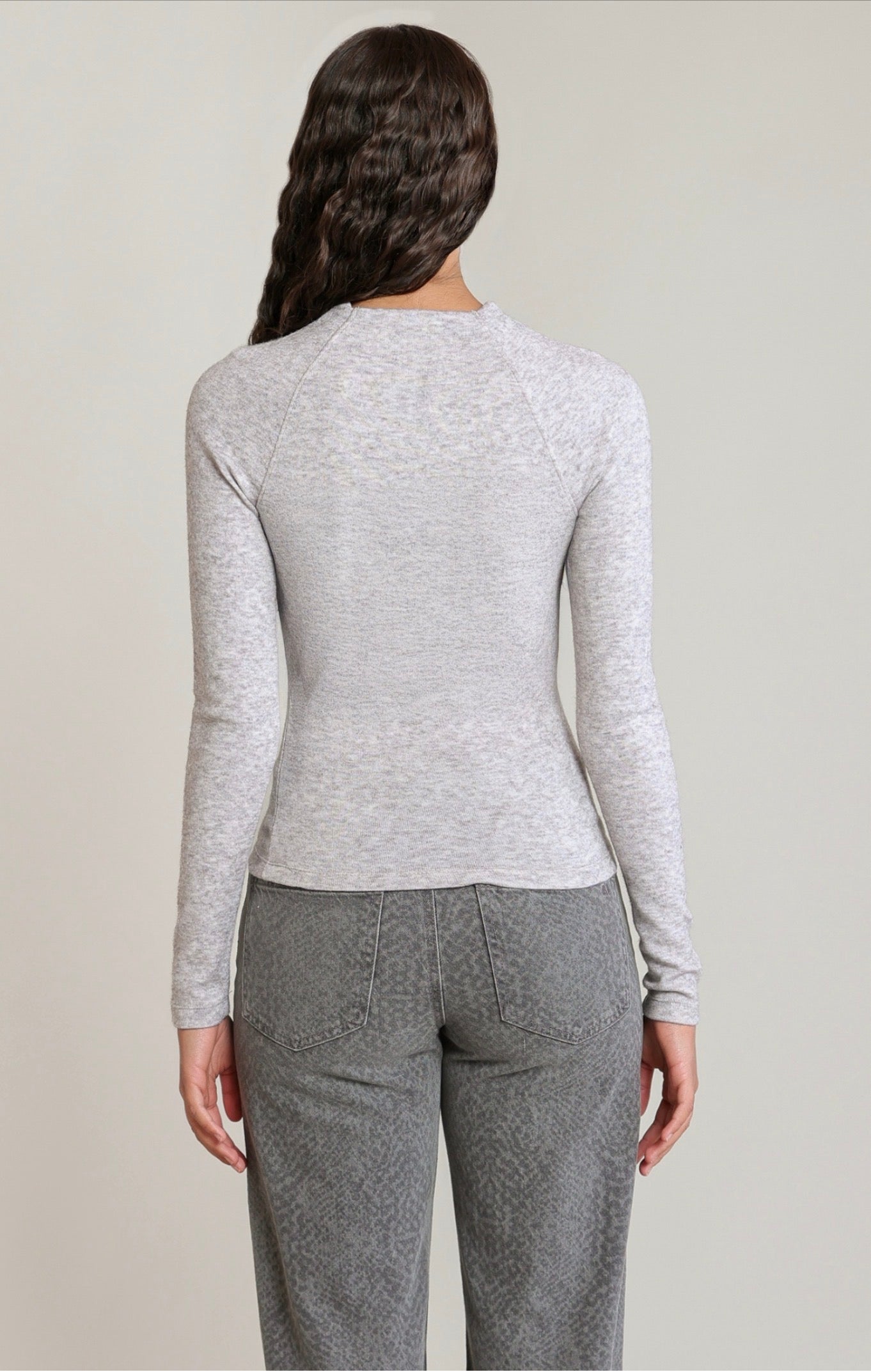 Dex Raglan Shirt Light Heather Grey
