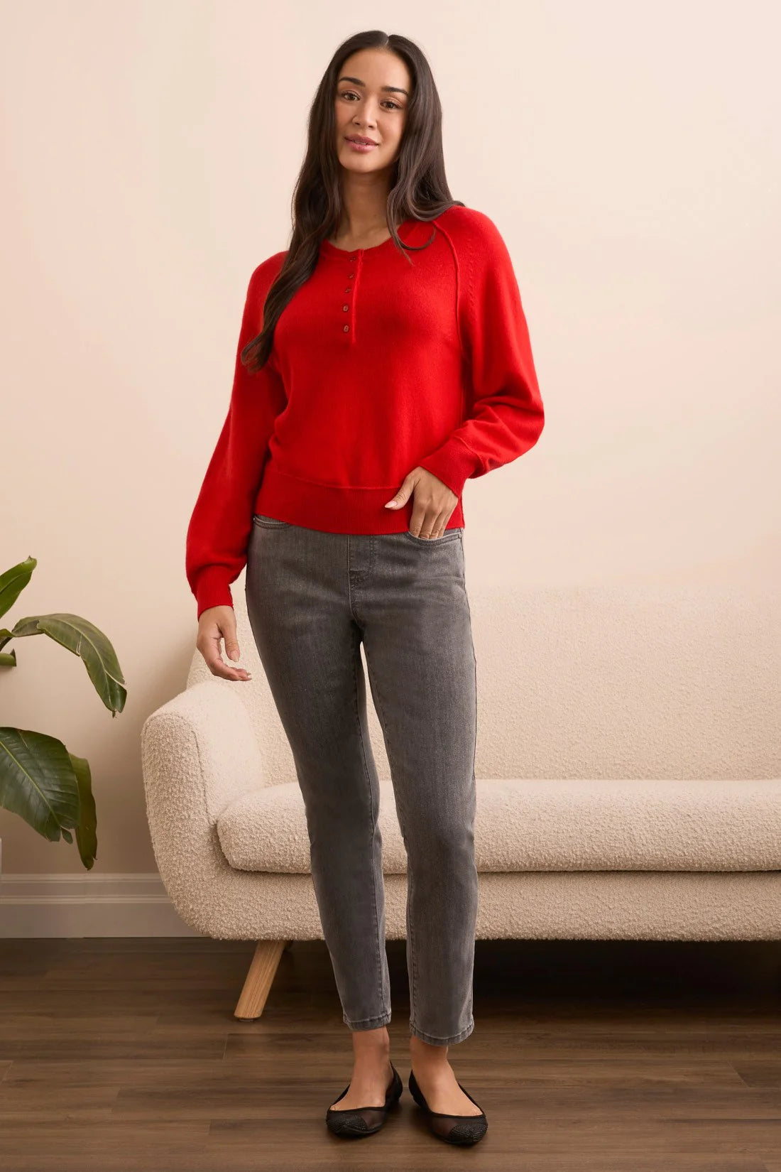 SIGNATURE CASHMERE RAGLAN PUFF SLEEVE HENLEY SWEATER
