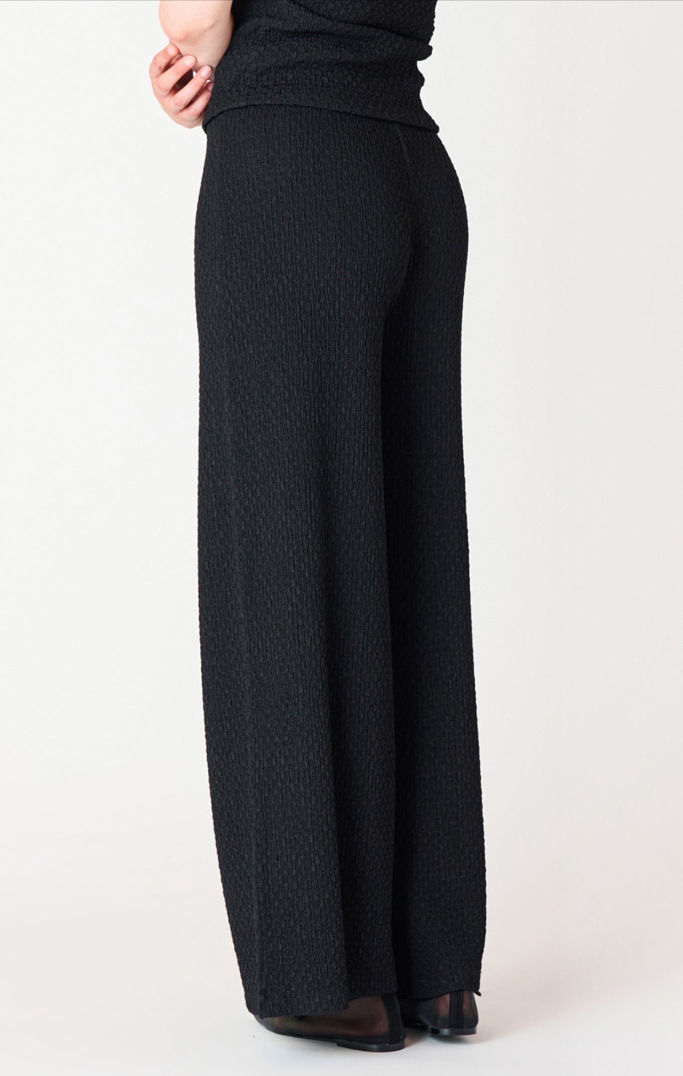Dex Textured Flowy Pants Black
