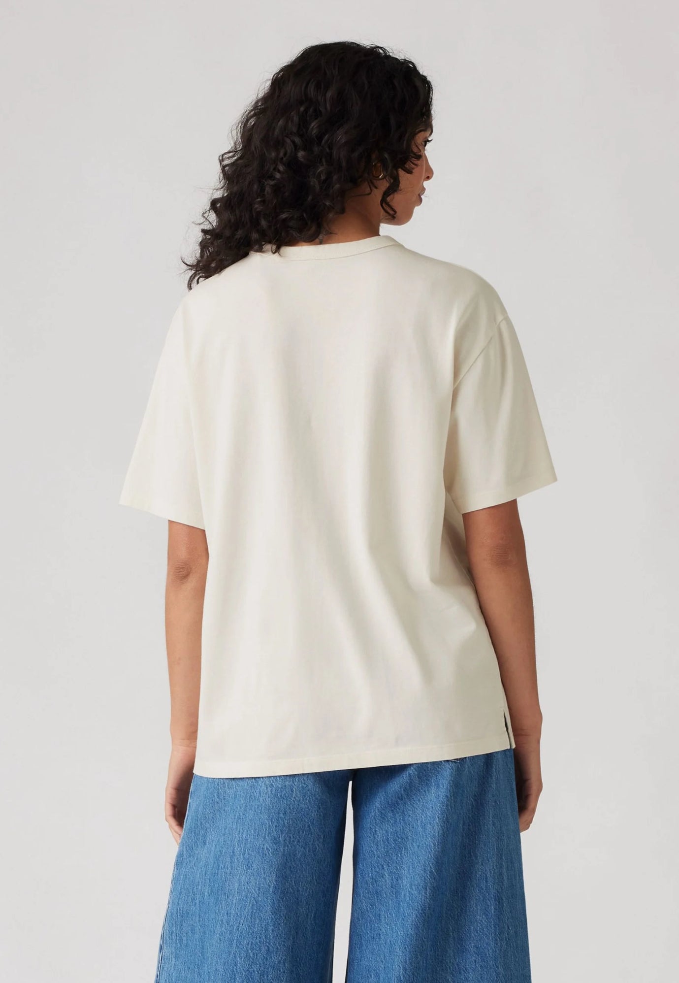 Levi’s Good Things Take Time Oversized Tee