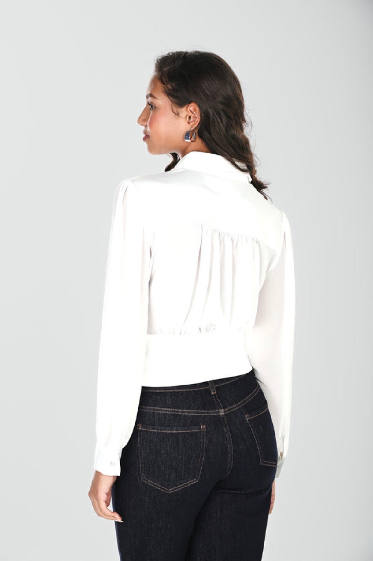 Frank Lyman Button Closure Fitted Shirt Style 264805