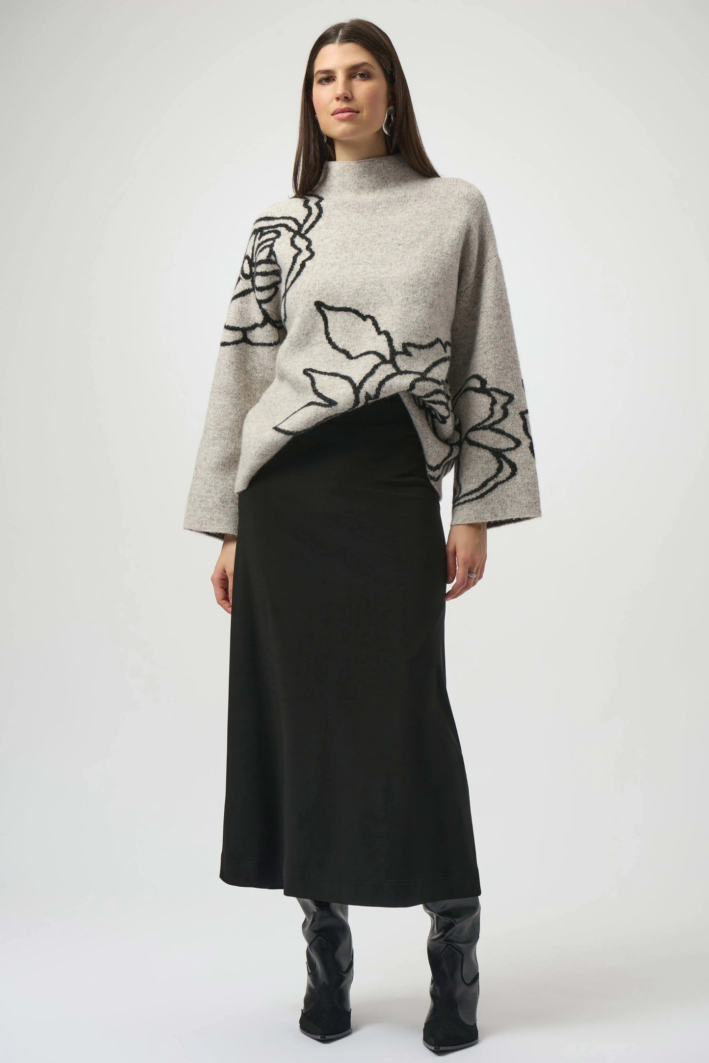 Sweater Knit Floral Print Pullover
254943