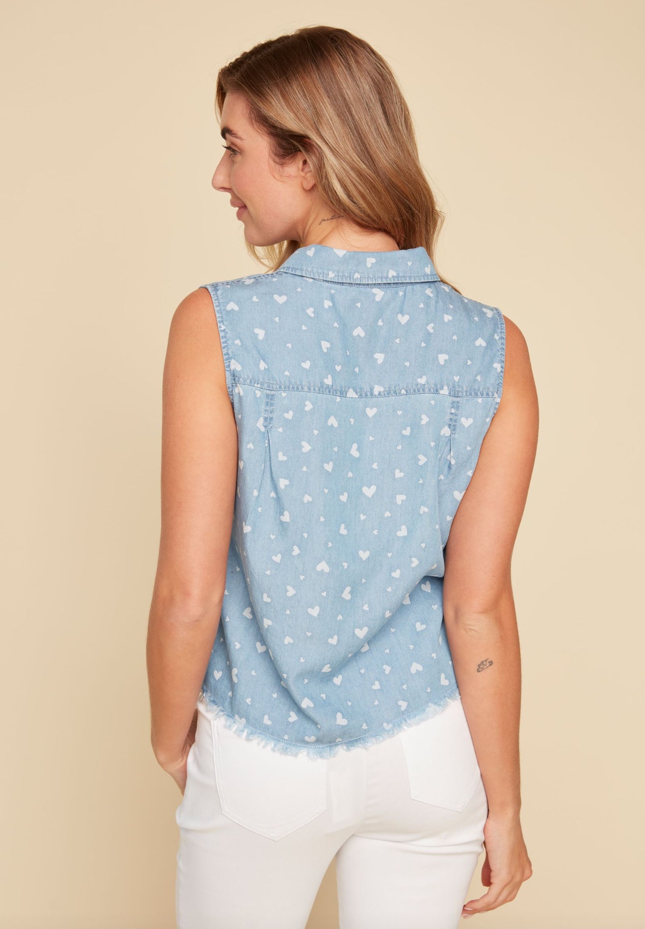 Renuar Sleeveless Denim Heart Top