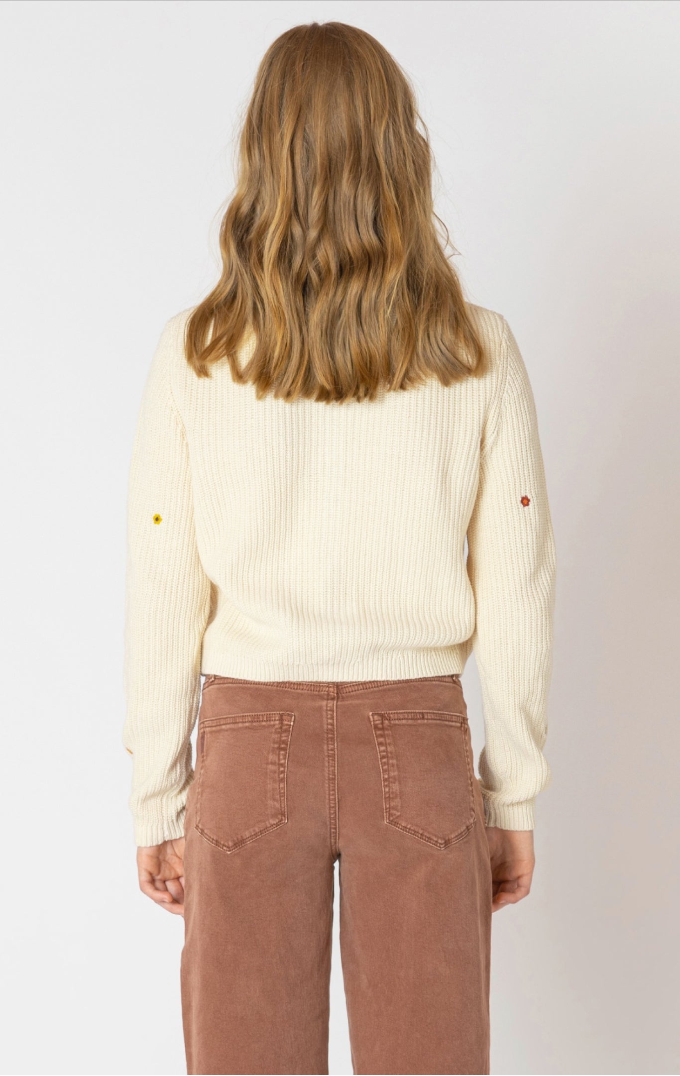 Dex Flower Embroidery Cardigan