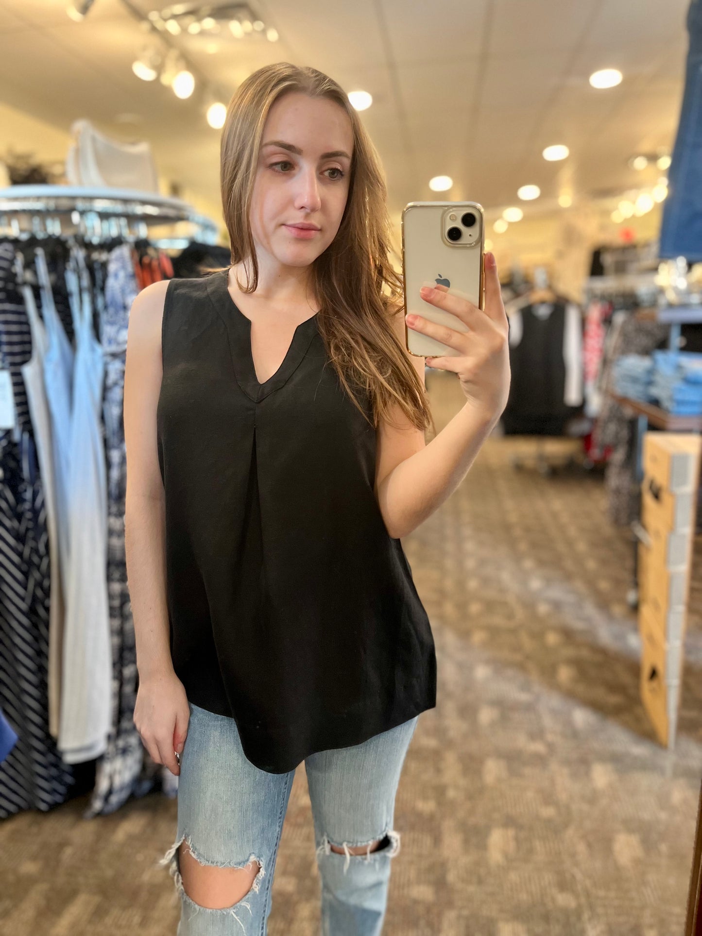 Renuar Linen V-Neck Tank Black