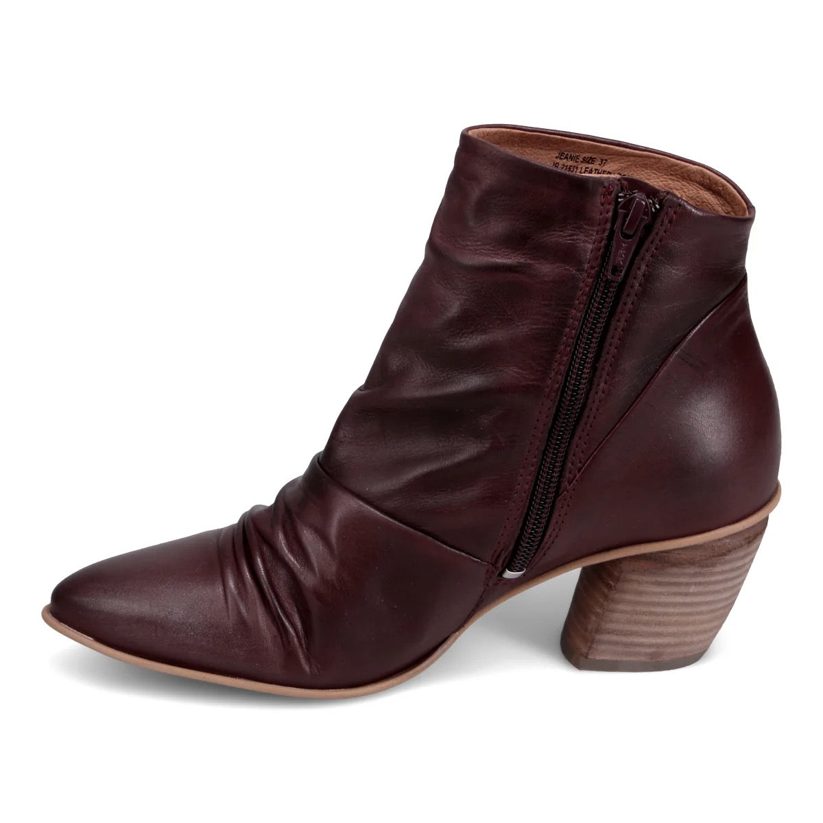 Jeanie from Miz Mooz