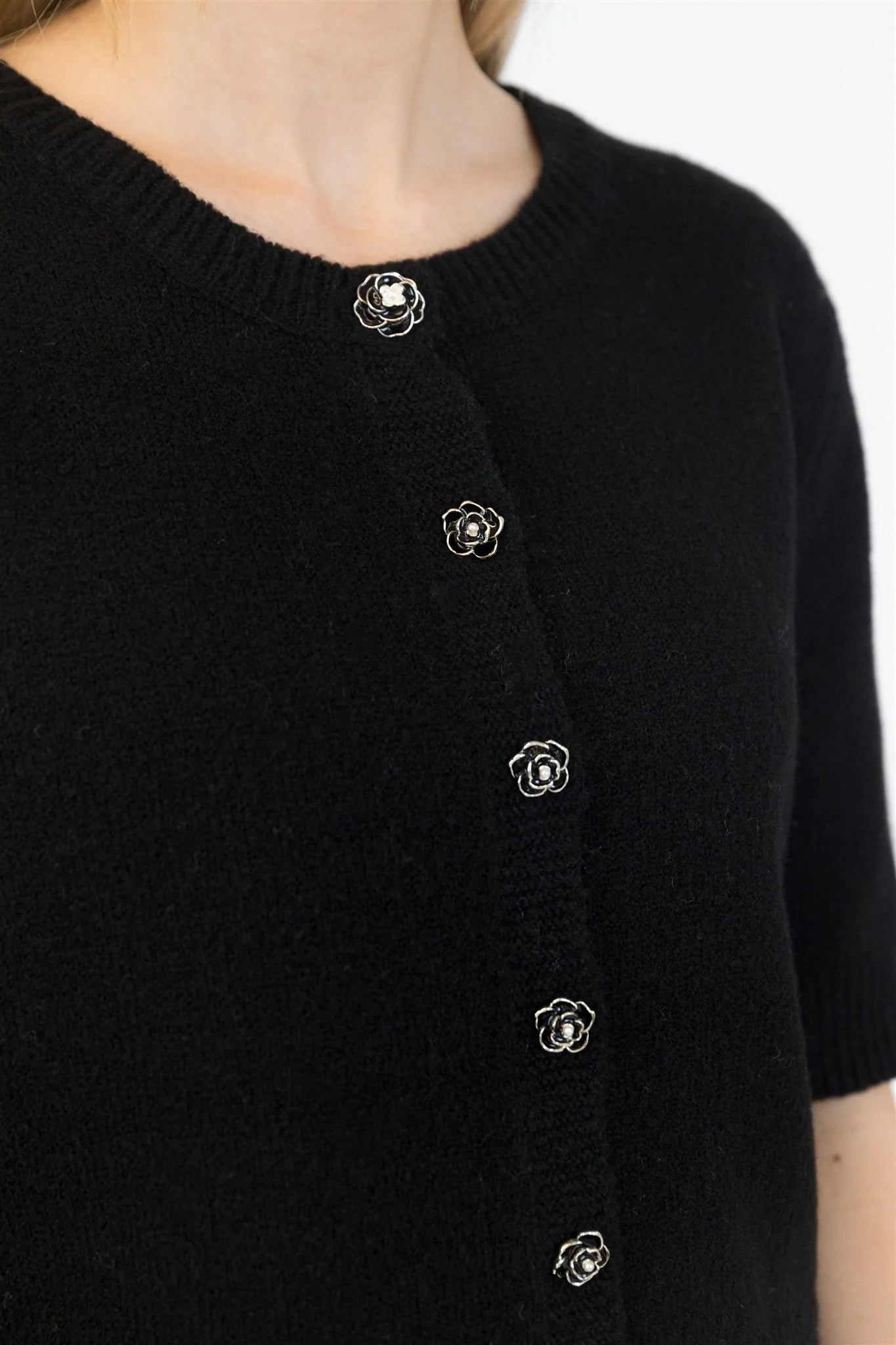 Lyla & Luxe Jude Rose Cardigan Black