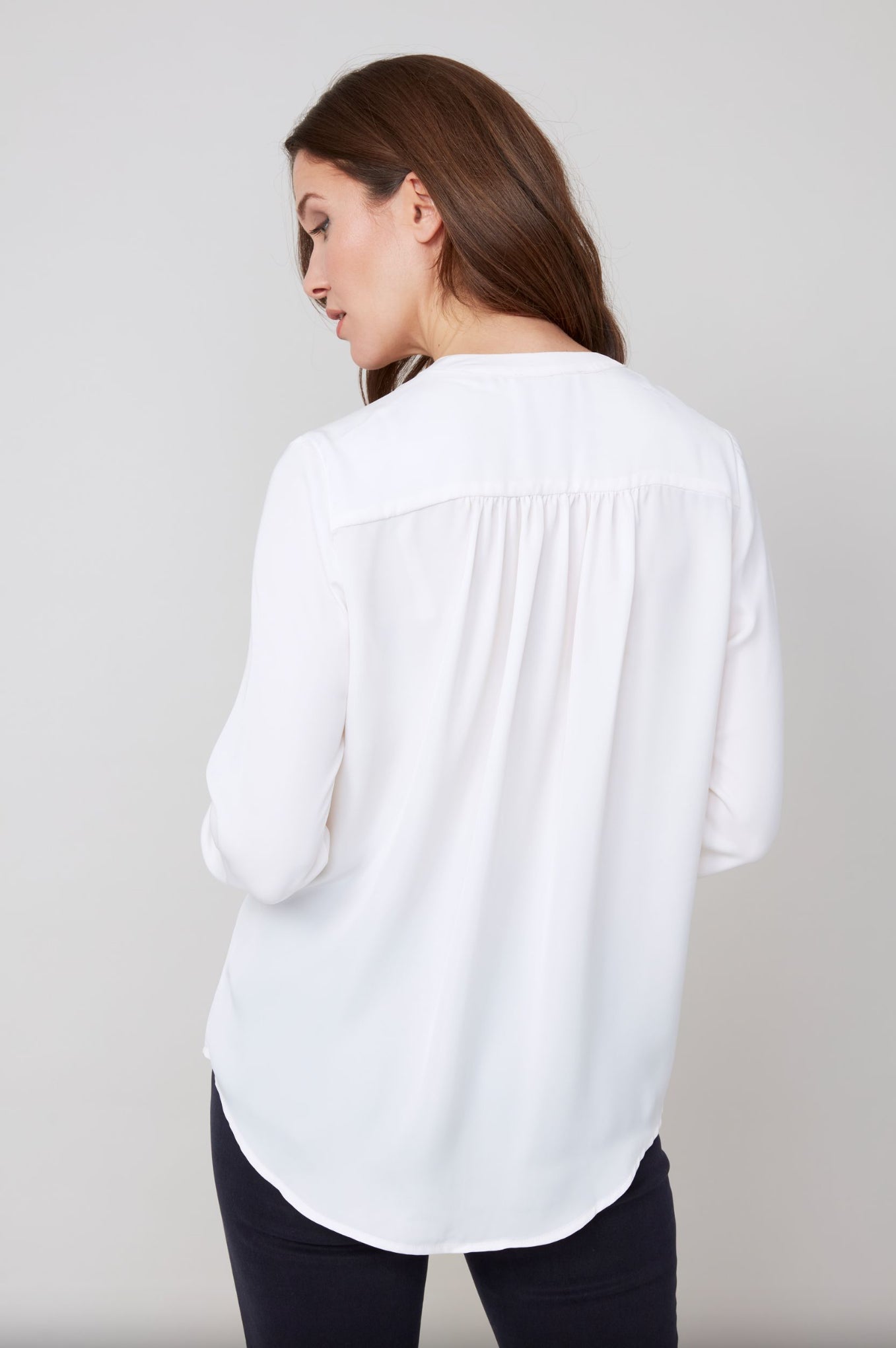Renuar Button Collar Blouse Crème