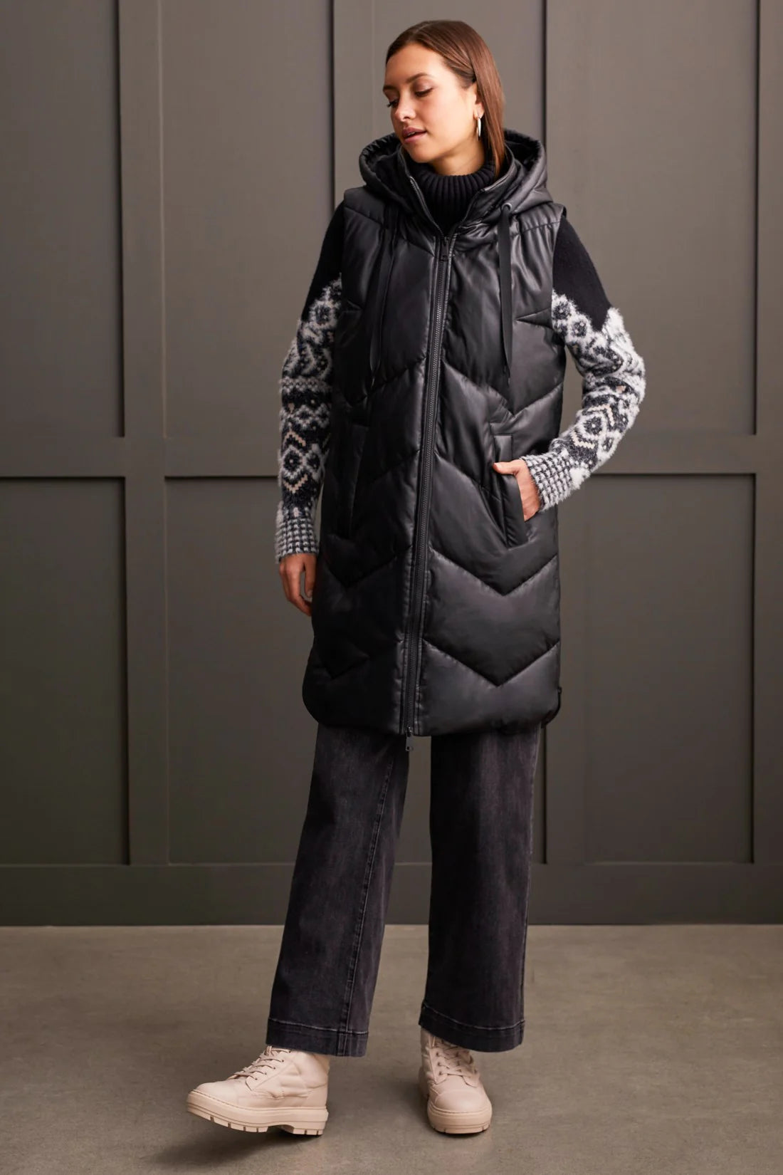 Tribal Long Puffer Vest Black