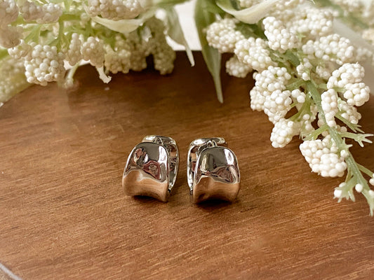Agaveh Girl Grace Hoop Earrings Silver