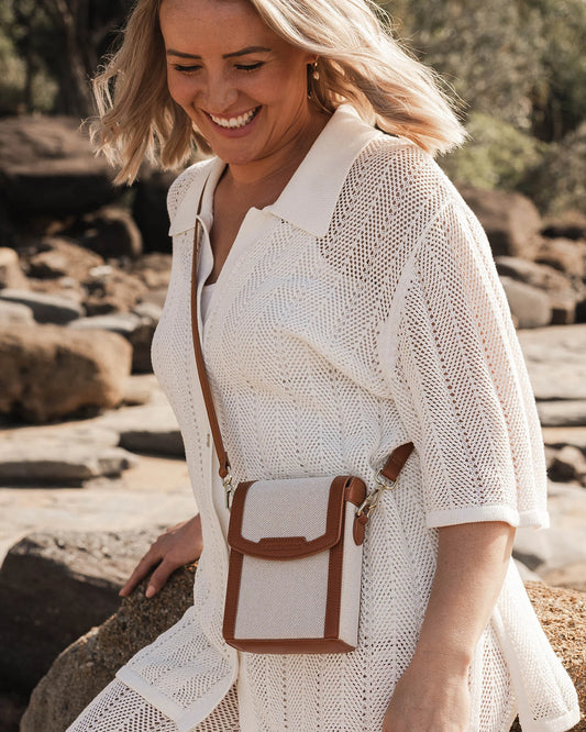 Louenhide Yoko Canvas Phone Bag Tan