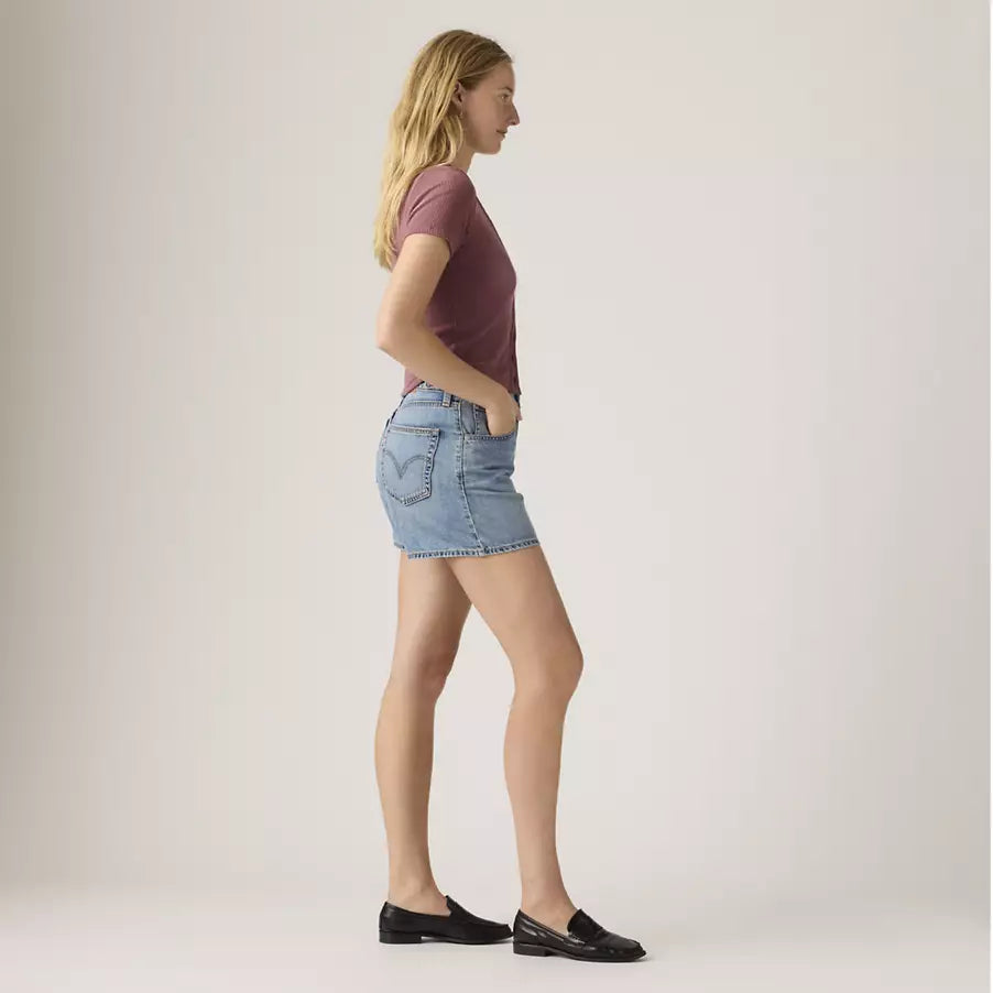 Levi’s Cinch Mid-Thigh Shorts Med Wash