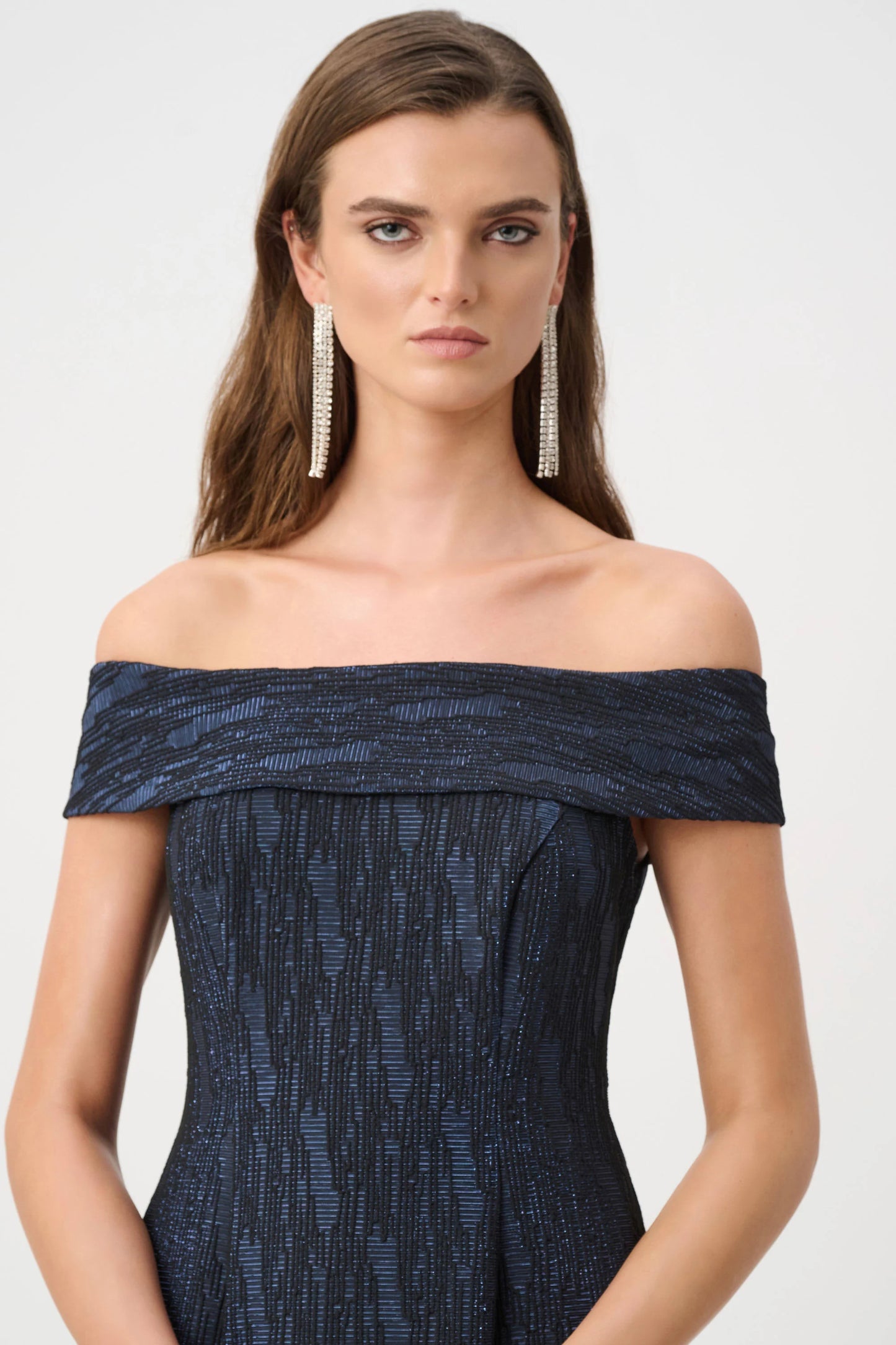 Signature | Foil-Textured Jacquard Off-Shoulder Fit and Flare Dress
263742