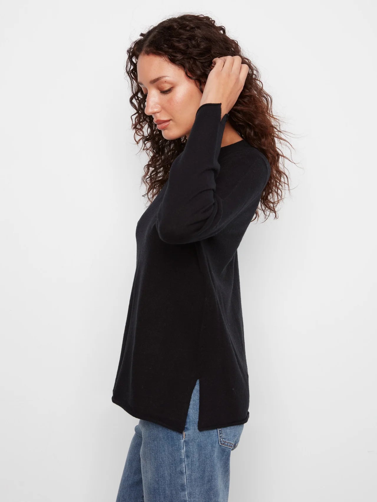 Basic V-Neck Sweater - Black