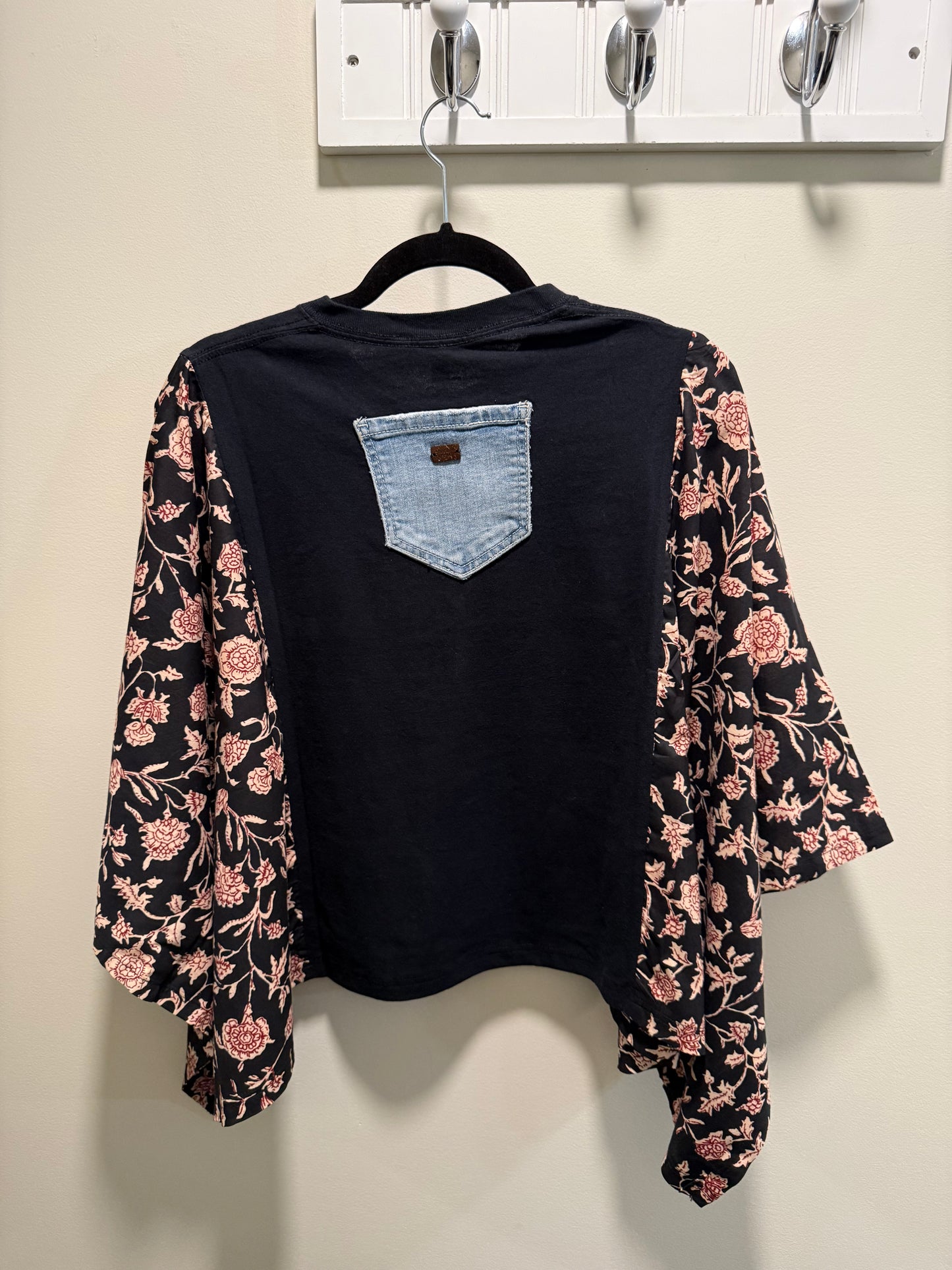 Shannon Passero Prince Pullover