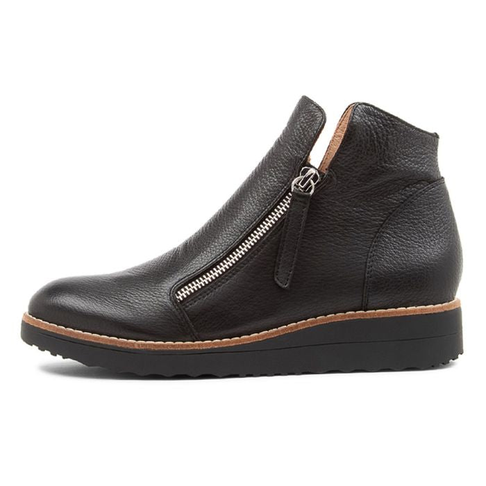 Django & Juliette Ohmy Boot Black