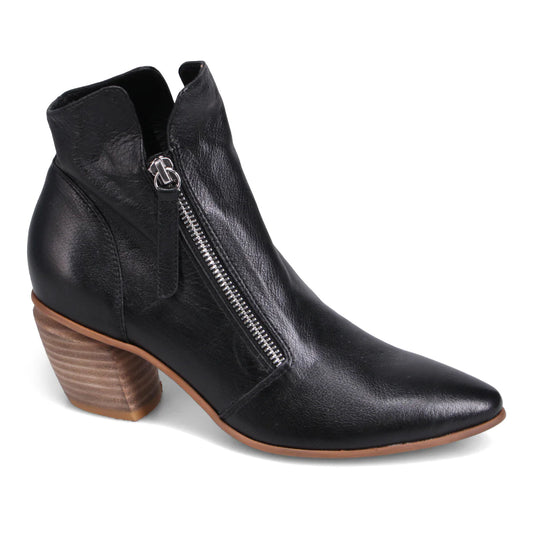 Django & Juliette Jazzy Heeled Boot Black
