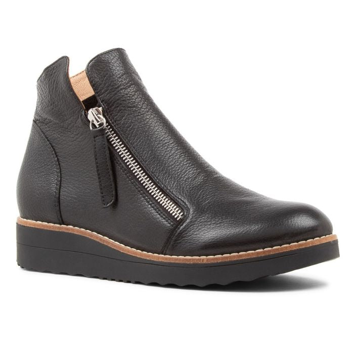 Django & Juliette Ohmy Boot Black