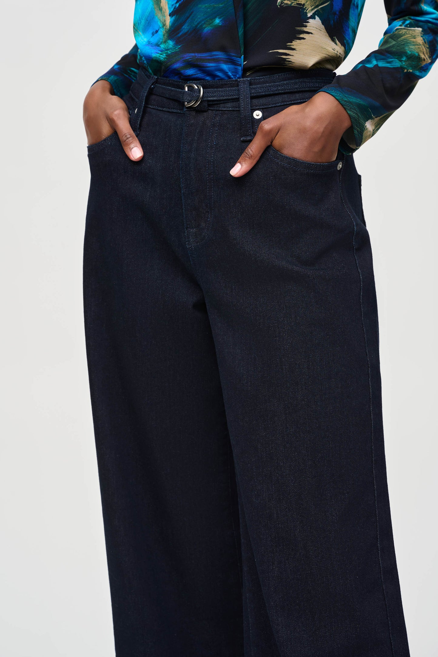 High Rise Wide Leg Denim Pants
243913