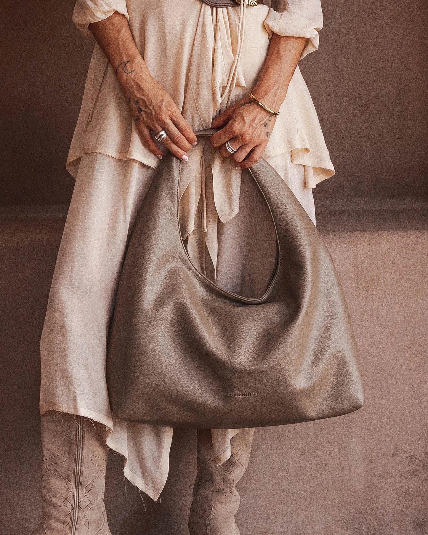 Louenhide Monaco Shoulder Bag Mocha