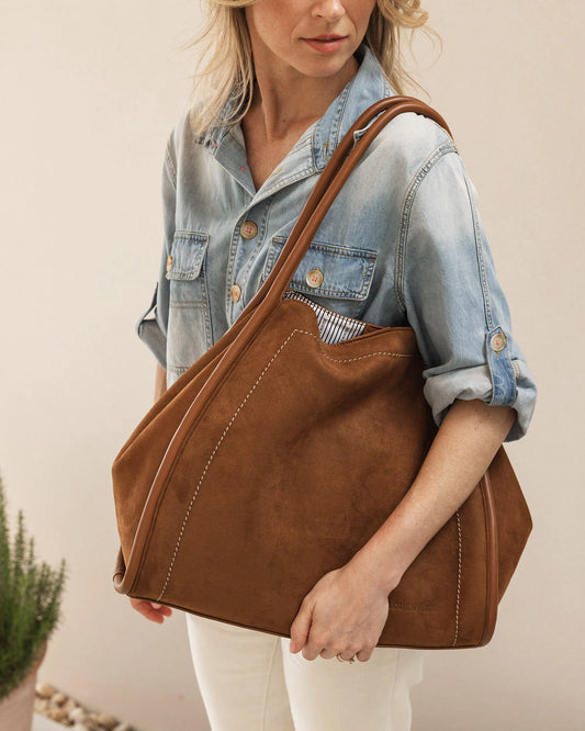 Louenhide Sutton Shoulder Bag Tan