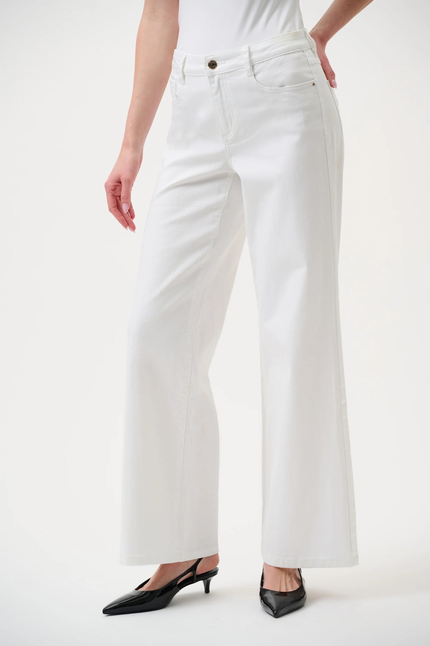 Joseph Ribkoff Goldie | Classic Wide-Leg Stretch Jeans White 251968XCO