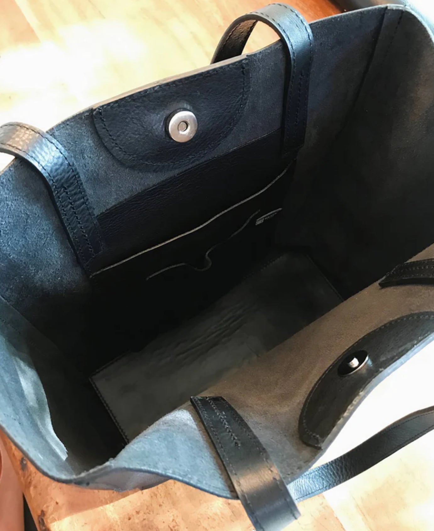 Brave Giovana Vachetta Tote Bag Black