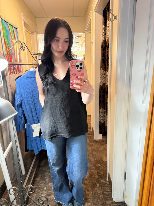 Pistache Sleeveless V-Neck Linen Top Black