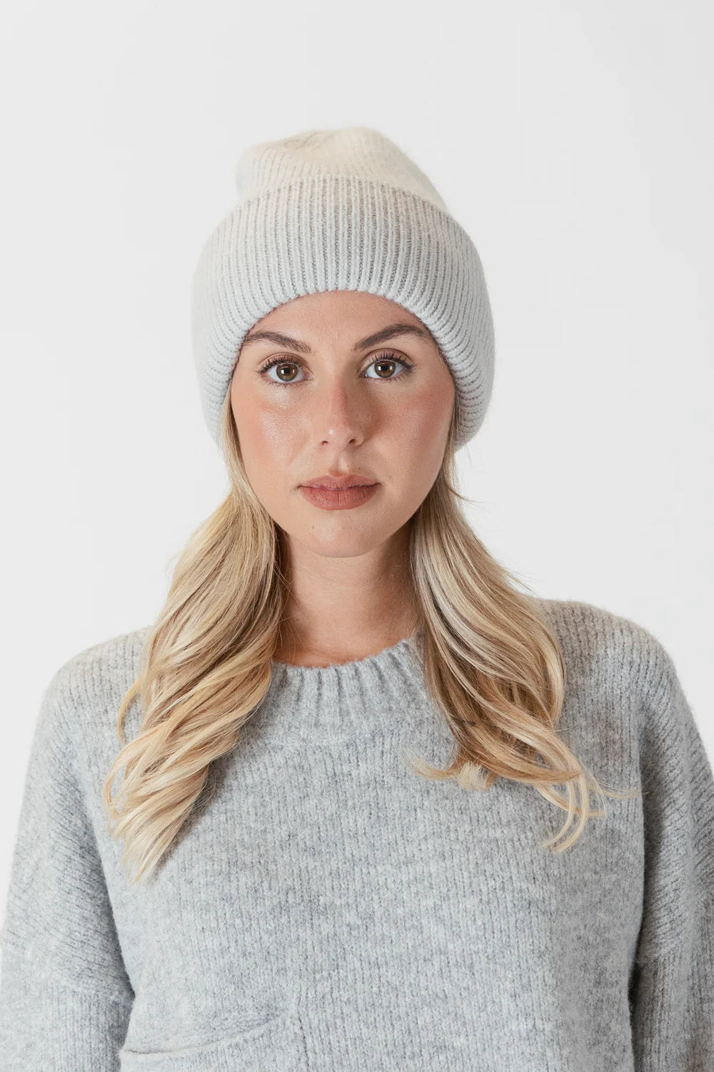 Lyla & Luxe Apres Ski Hat Grey