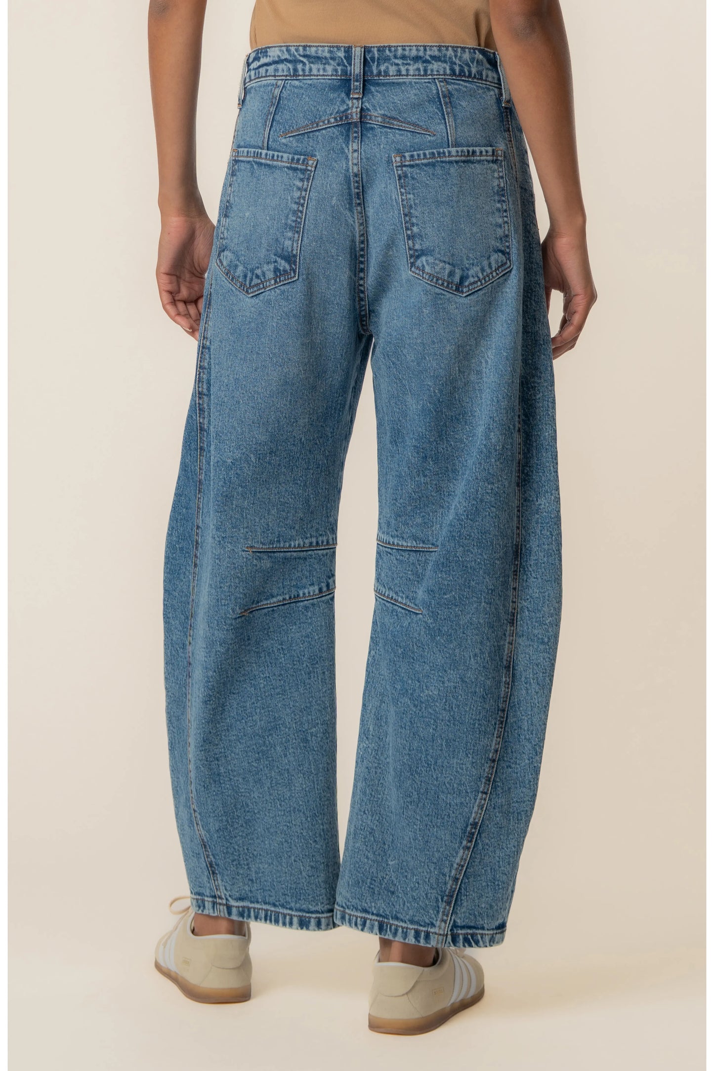 Kut Ashlyn Horseshoe Barrel Jean