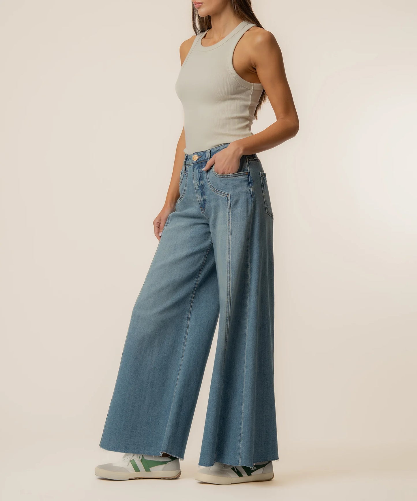 Kut Blake Super Wide Leg Jeans