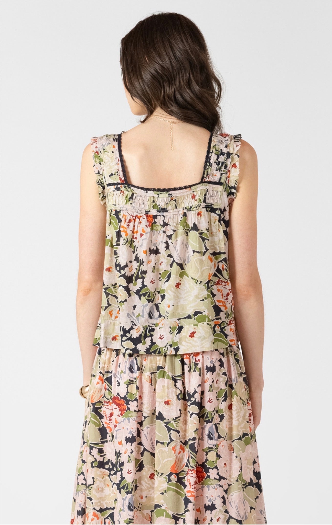 Dex Vintage Rose Button Front Tank
