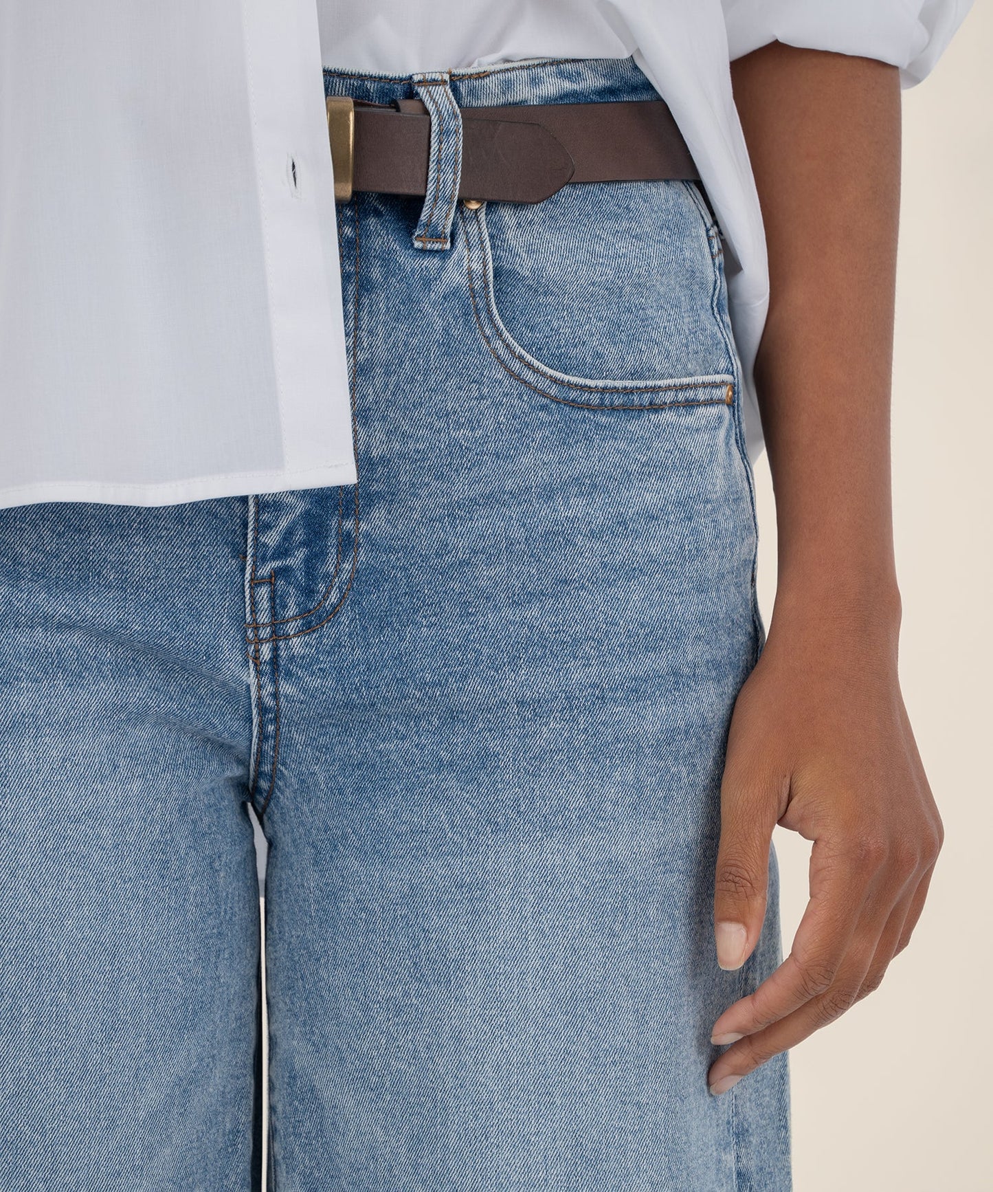 Gwen High Rise Wide Slouchy Leg