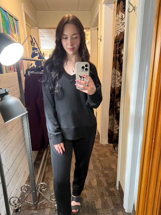 RD Style Vixie V-Neck Soft Knit Top Black