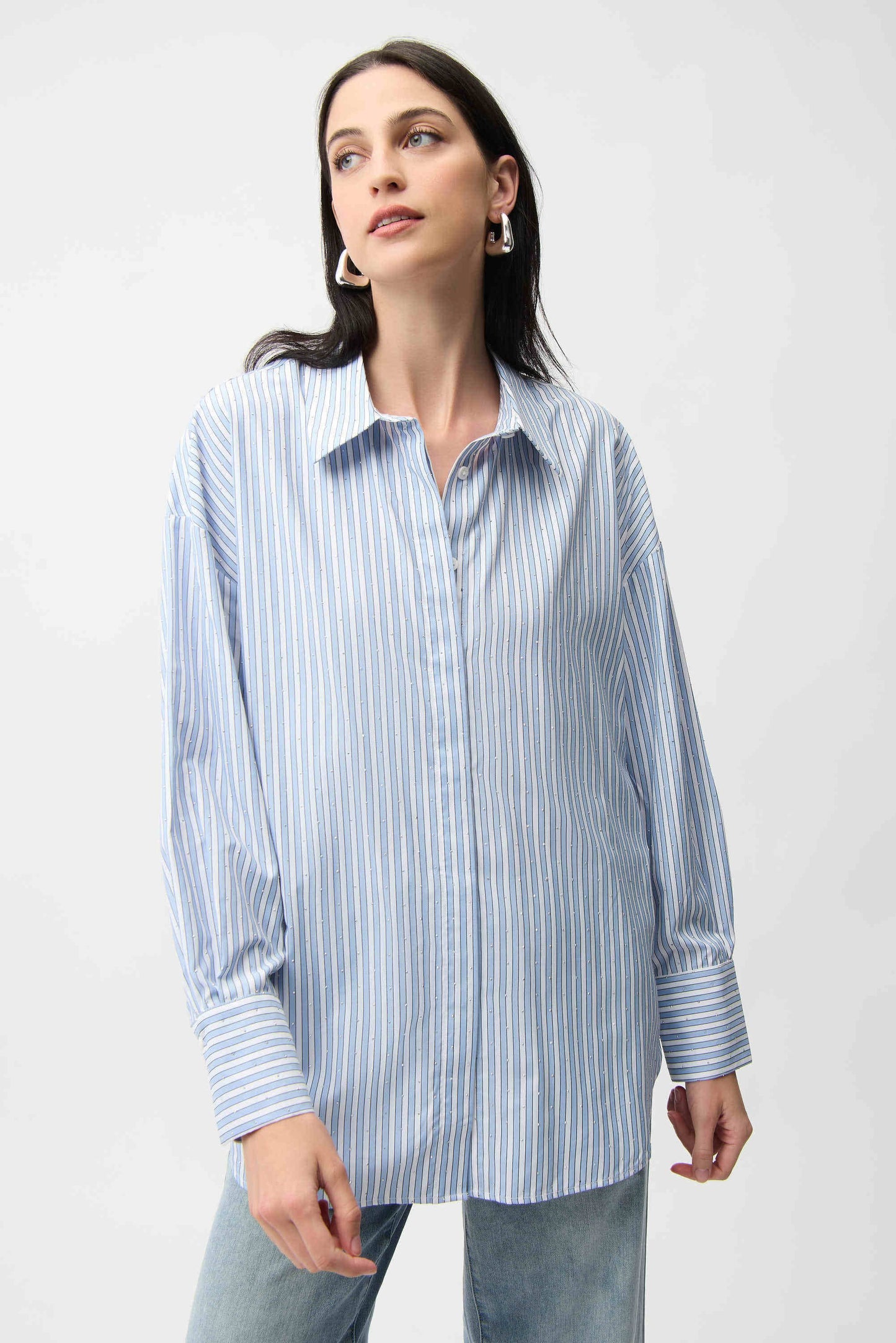 Tencel Stripe Print Boxy Blouse
261931
Hots