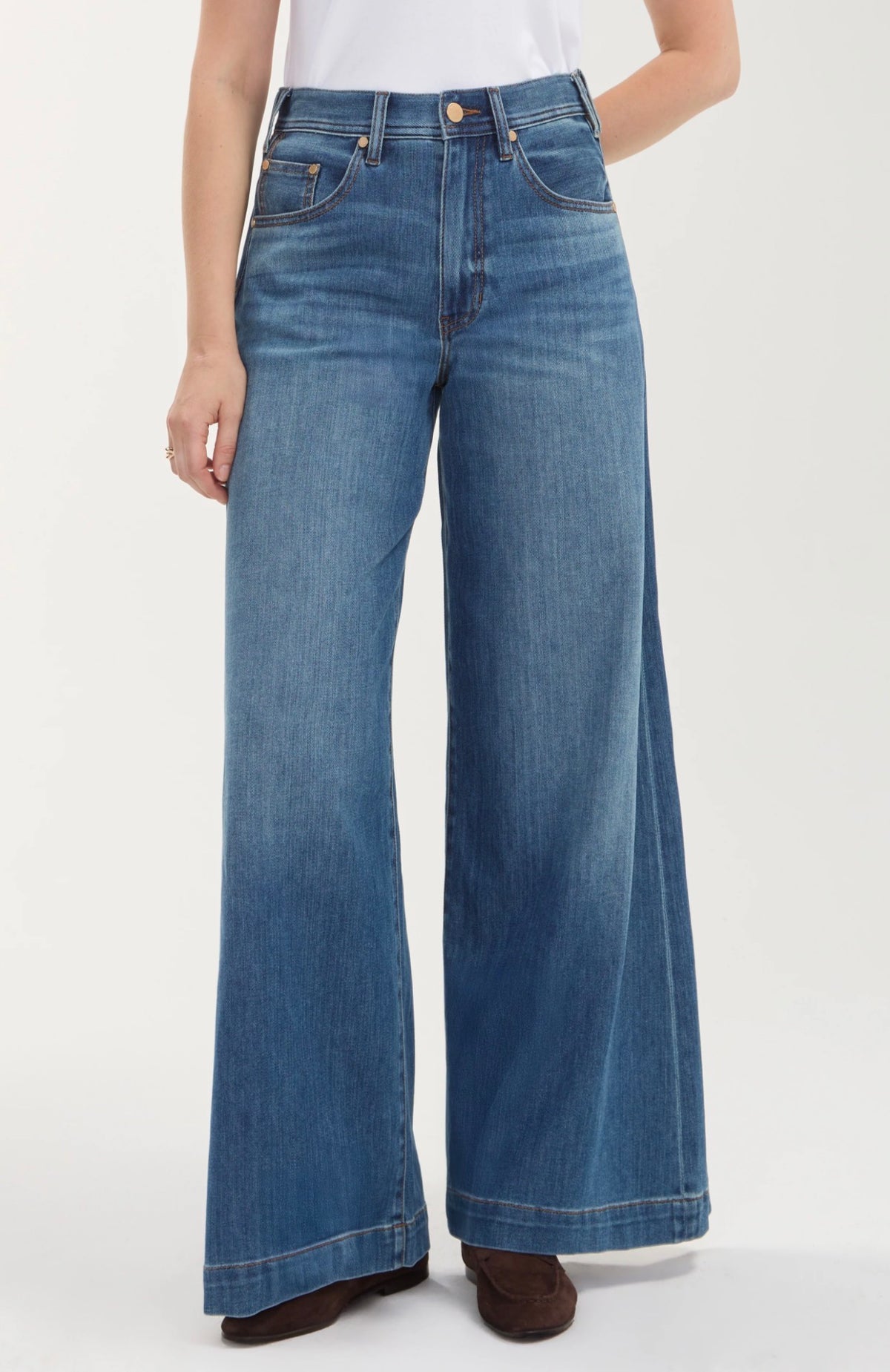 Liverpool Kit High Rise Relaxed Wide Leg Jeans