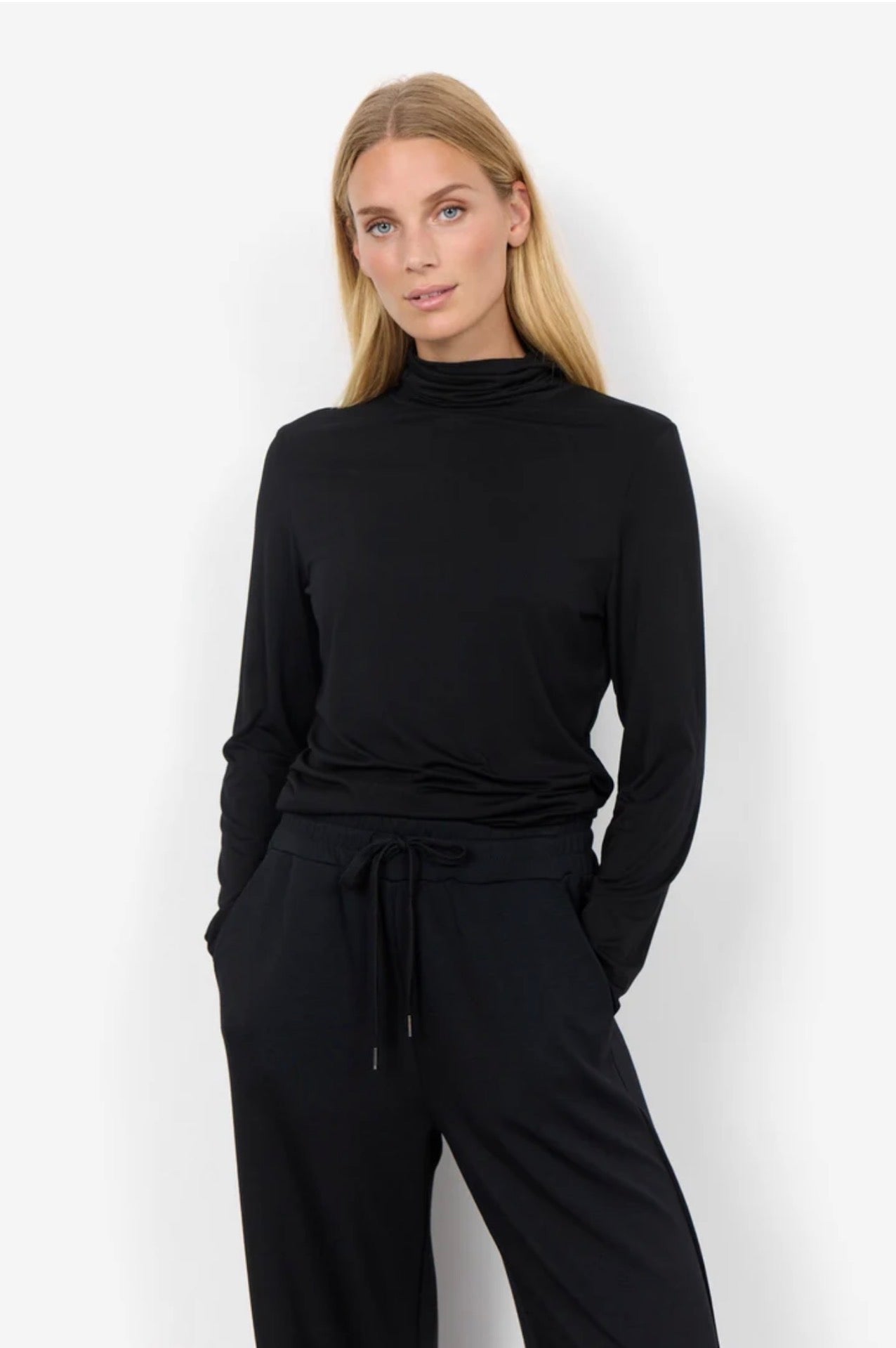 Soya Concept Marcia Turtleneck Black