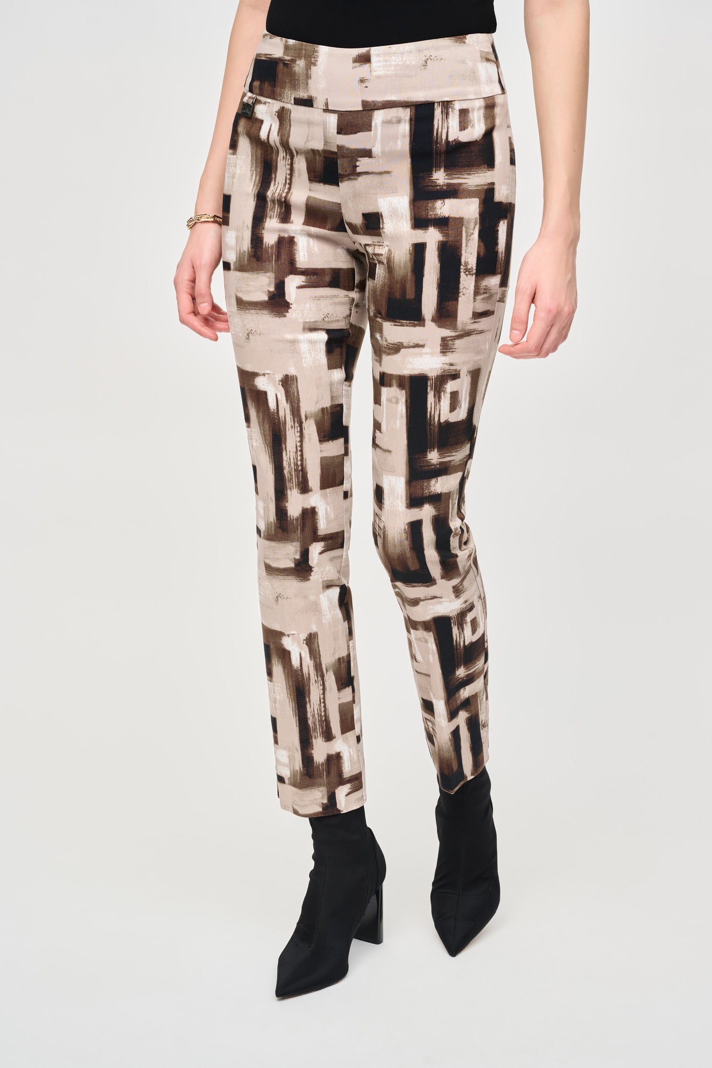 Millennium Abstract Print Slim Pull-On Pants
243304