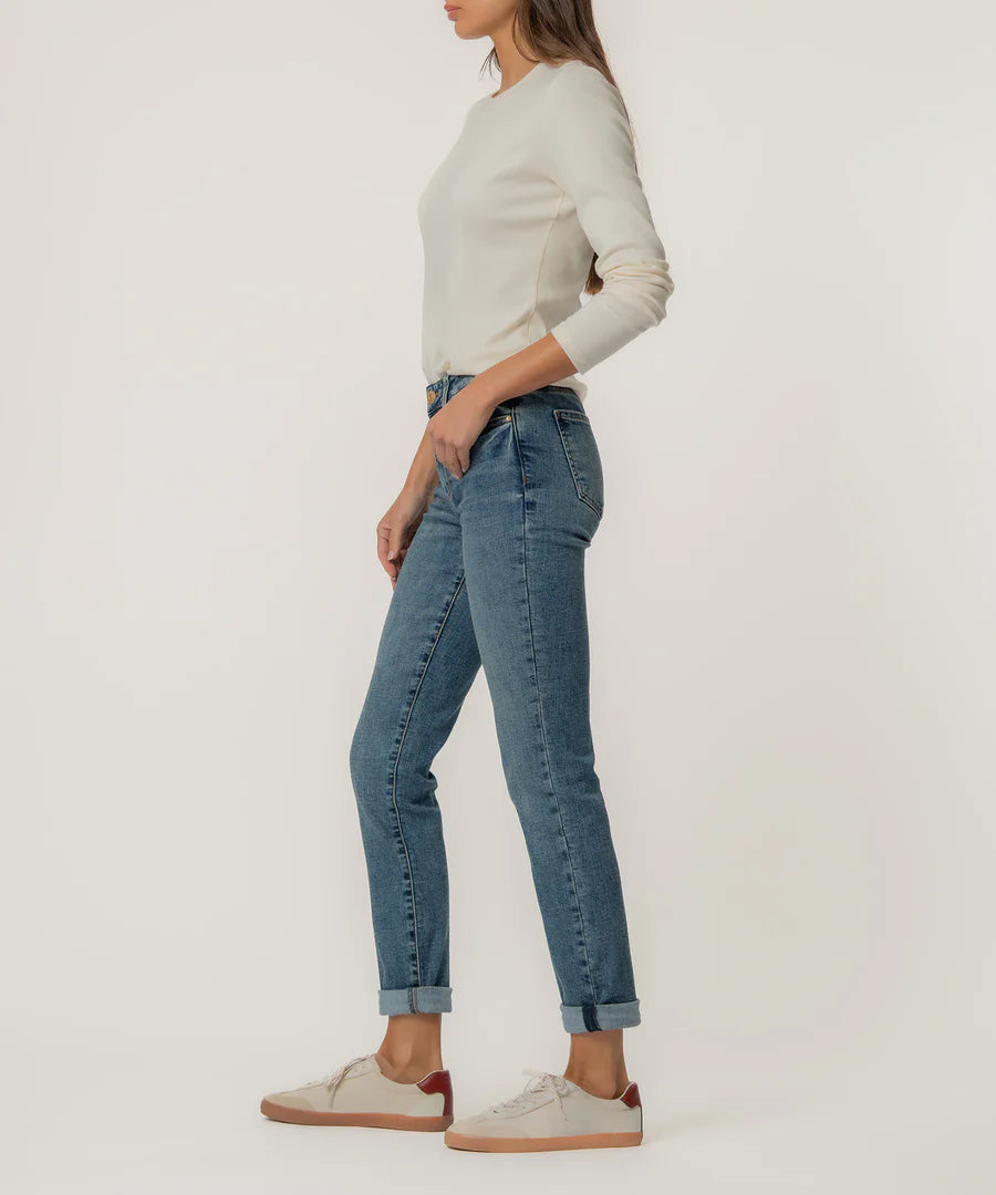 Kut Catherine Mid Rise Boyfriend Jeans Enigmatic
