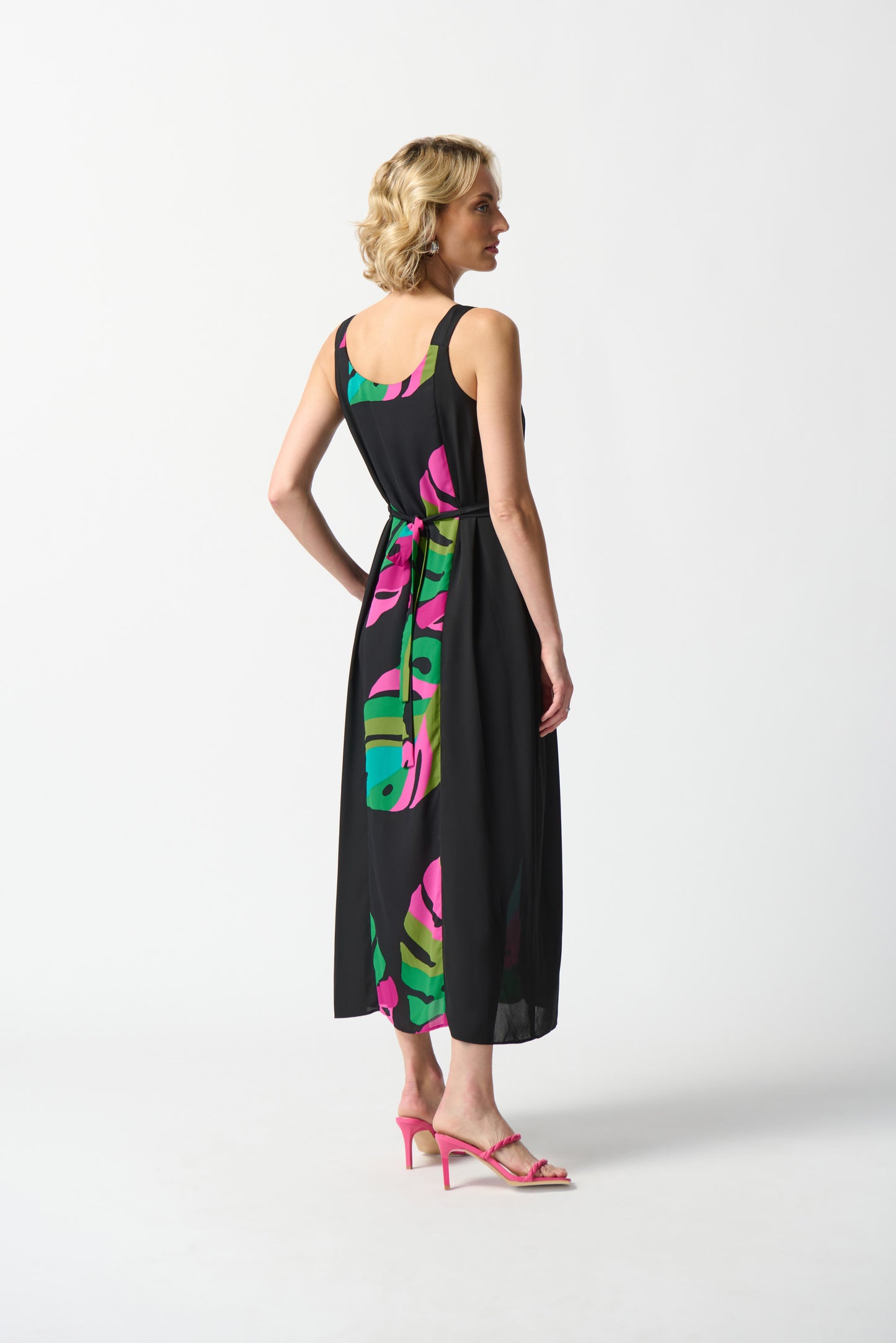 Georgette Tropical Print Dress
242163