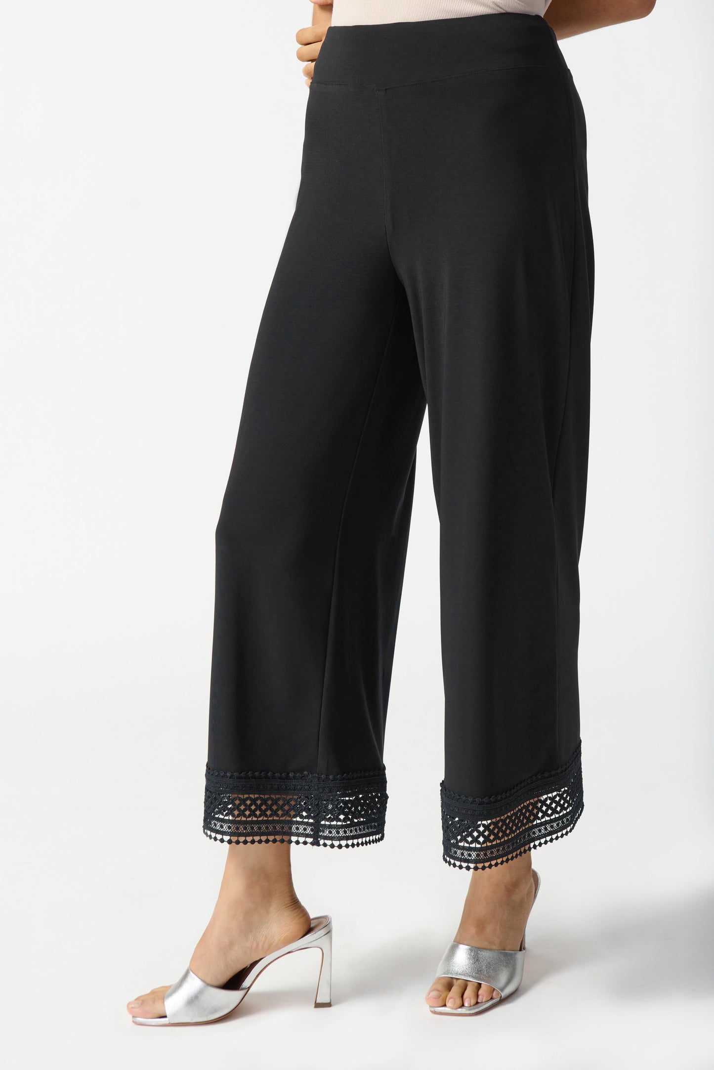 Silky Knit Pull-On Culotte Pants
242134