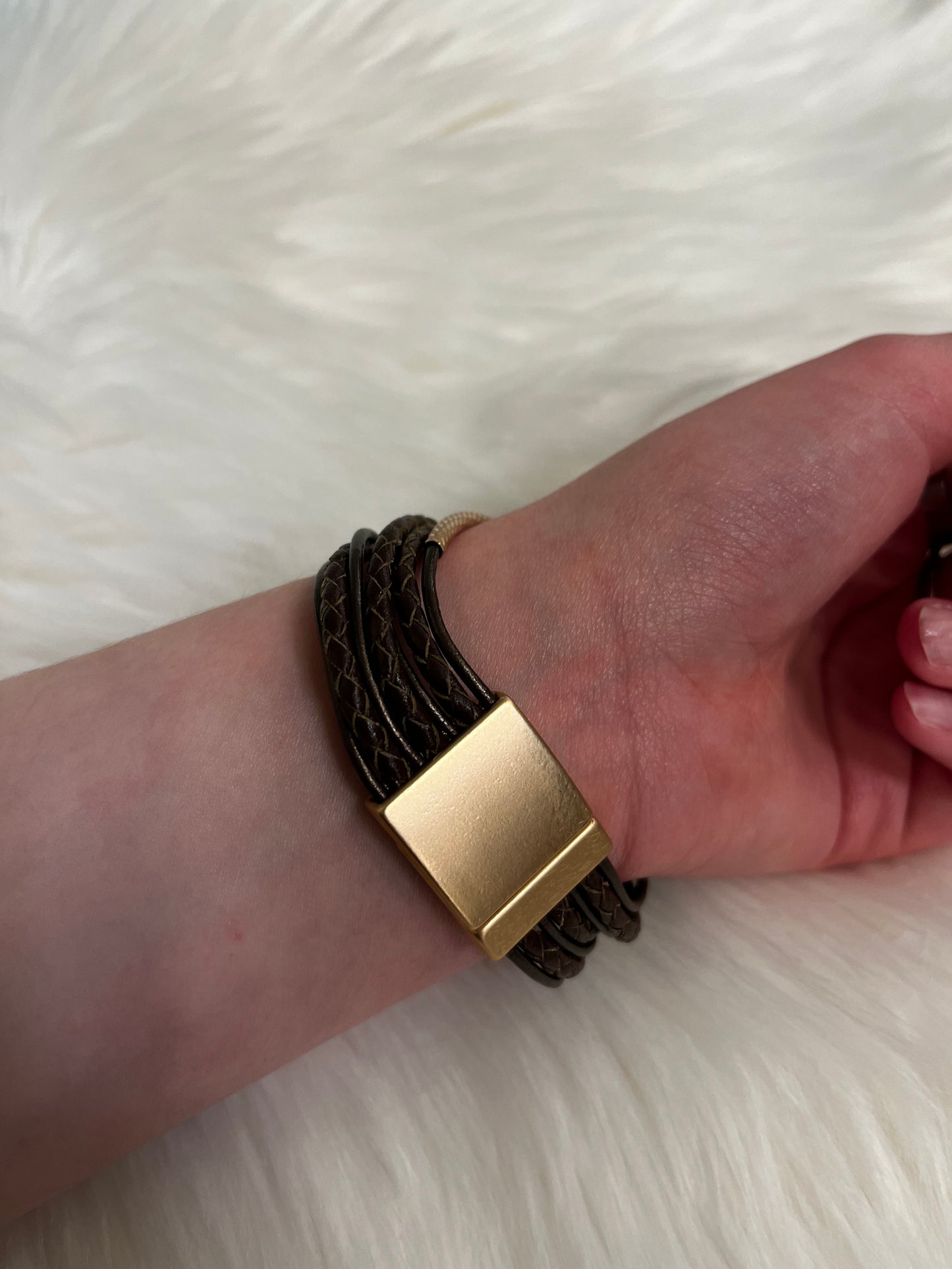Merx Brown/Gold Magnetic Bracelet