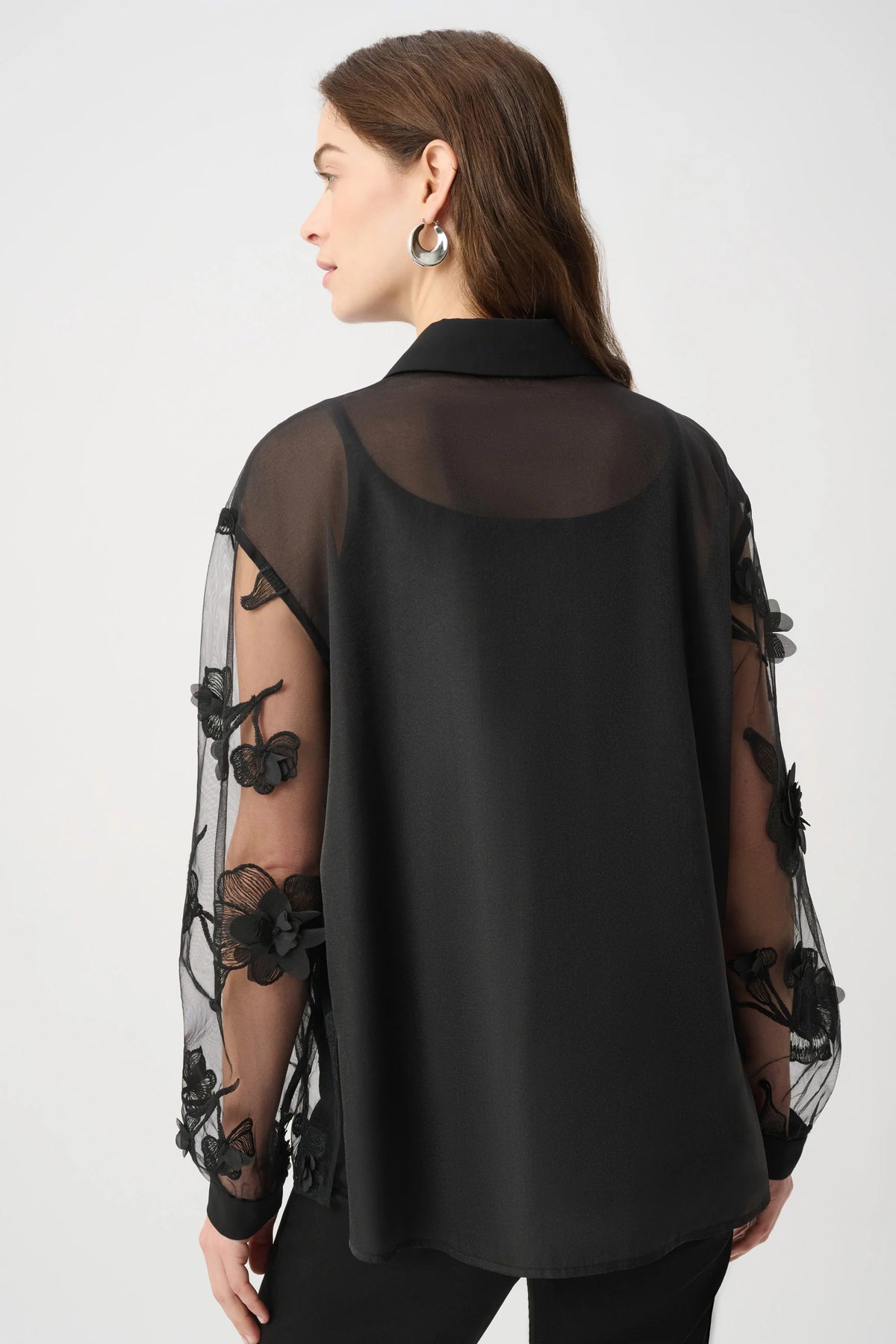 Sheer Textured Flower Appliqué Blouse264945Hots
