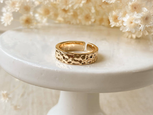 Agaveh Girl Bold Dot Ring